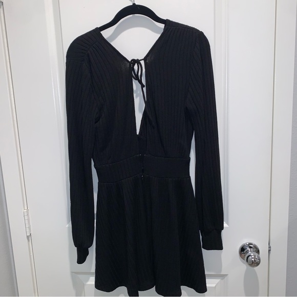 Privacy Please “Elena” Dress in Black - Picture 6 of 9